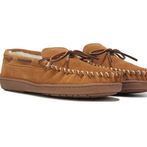 MINNETONKA slippers - Picture 1 of 3